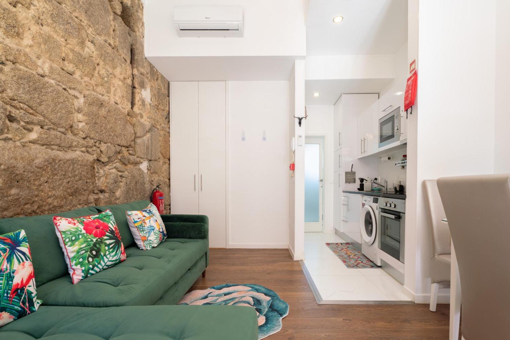 Central Cozy Stay 2 Ac Near Metro Porto Kültér fotó