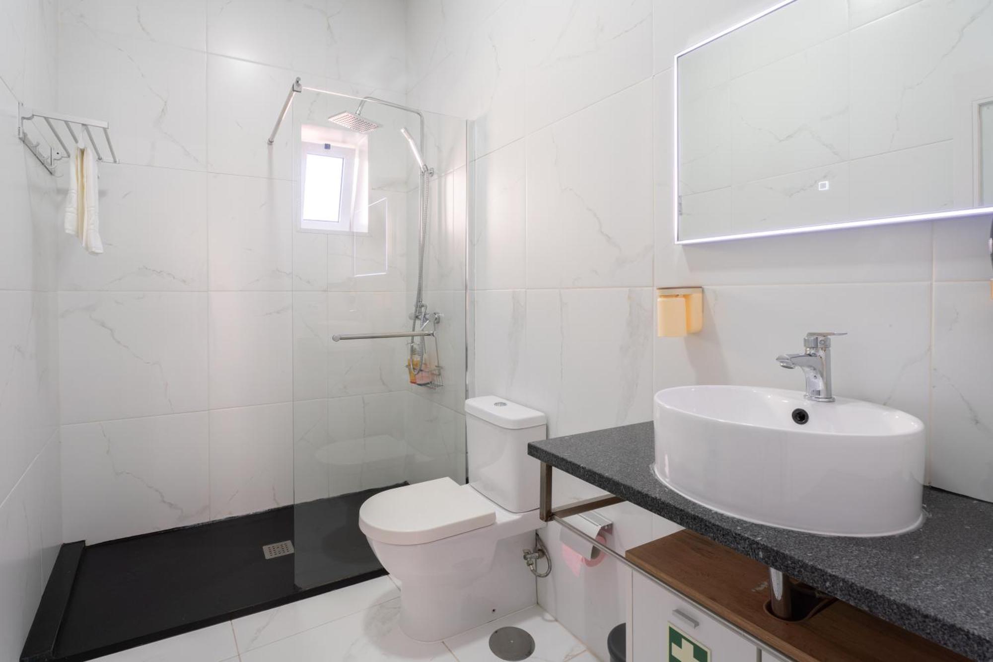 Central Cozy Stay 2 Ac Near Metro Porto Kültér fotó