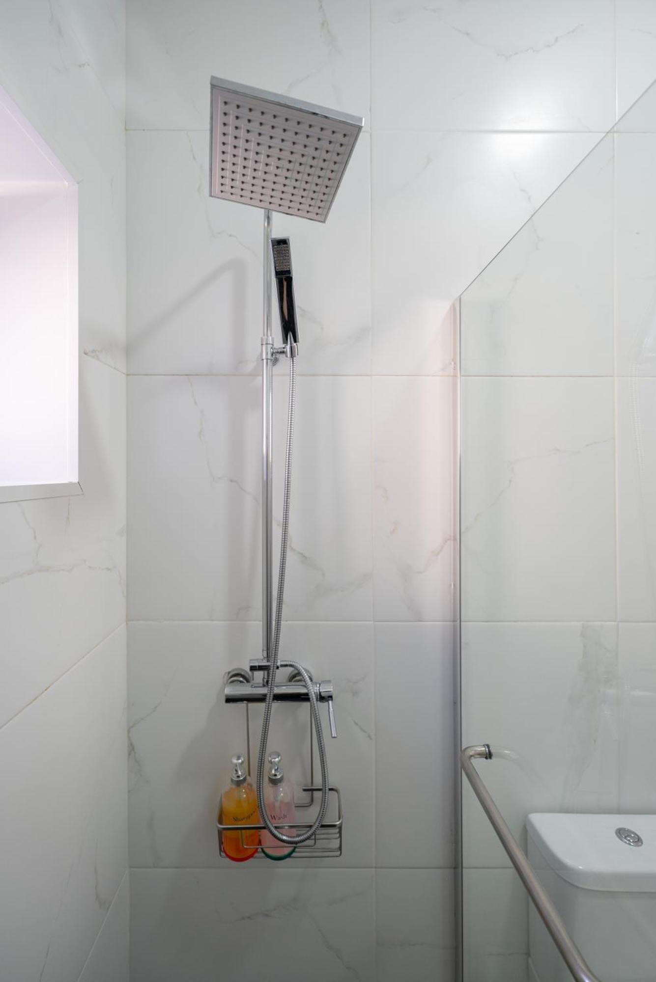 Central Cozy Stay 2 Ac Near Metro Porto Kültér fotó