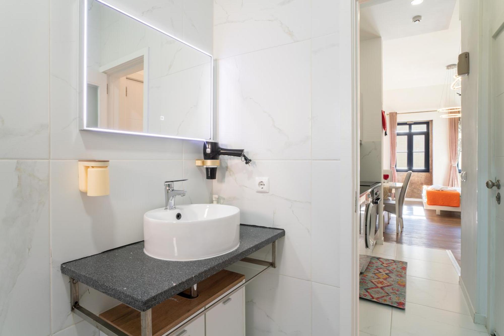 Central Cozy Stay 2 Ac Near Metro Porto Kültér fotó